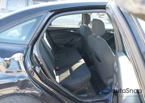 2018 Ford Focus Se z USA, uszkodzony, nr VIN 1FADP3FEXJL306517